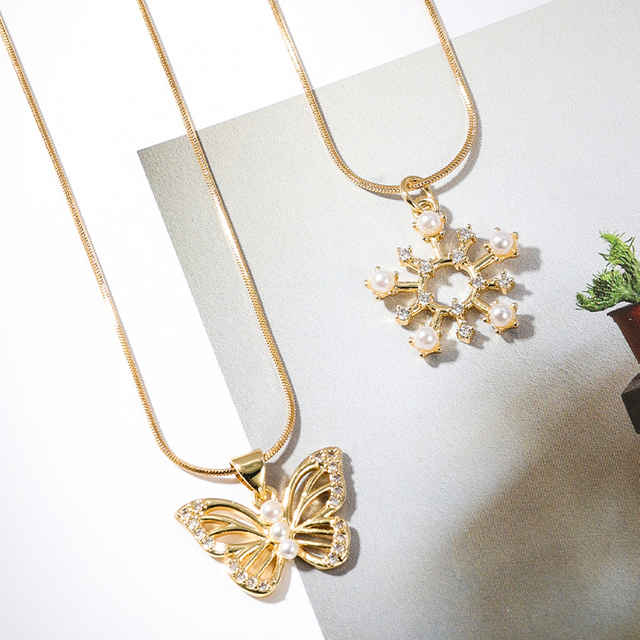 Crystal Butterfly Spinning Sunflower Necklace NXL157