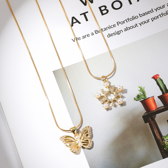 Crystal Butterfly Spinning Sunflower Necklace NXL157